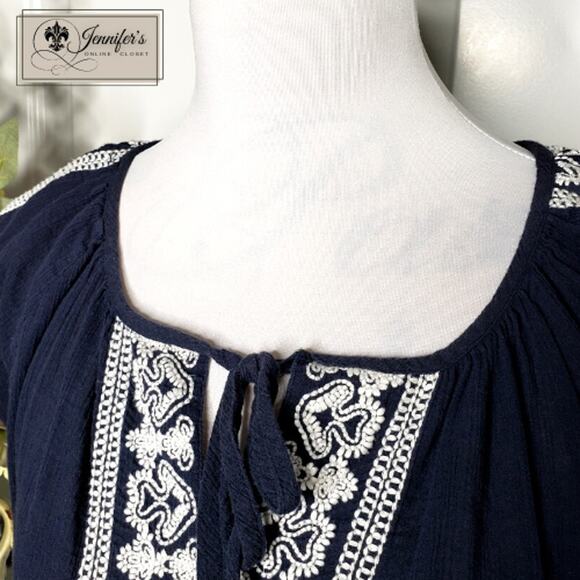 3/$25 Tommy Hilfiger Women's Navy Blue w/White Embroidery Front Tie Top Size L - Picture 5 of 10